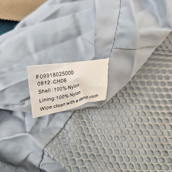 Travelon Anti-theft Signature 3 Compartment Cross Body Bag Beige Tan RFID NWT - Picture 11 of 11